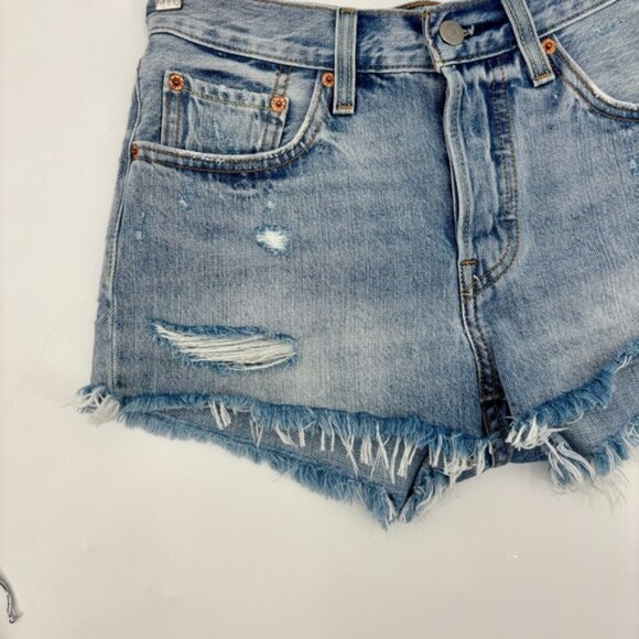 LEVI S 501 ORIGINAL FIT WOMEN  S SHORTS Size 26 - Picture 3 of 13